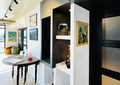Aménagement d'une galerie d'art à Sautron
