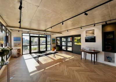 Aménagement d'une galerie d'art à Sautron