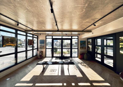 Aménagement d'une galerie d'art à Sautron